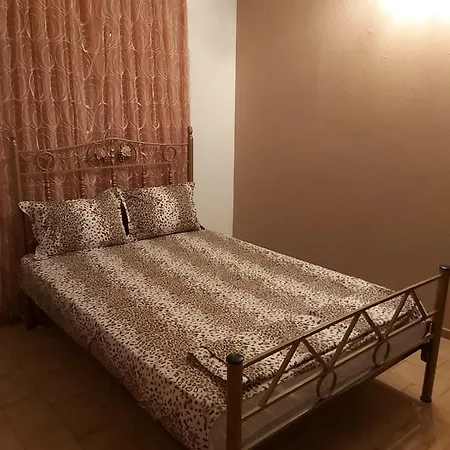 Daire Anastasia Lákkoma